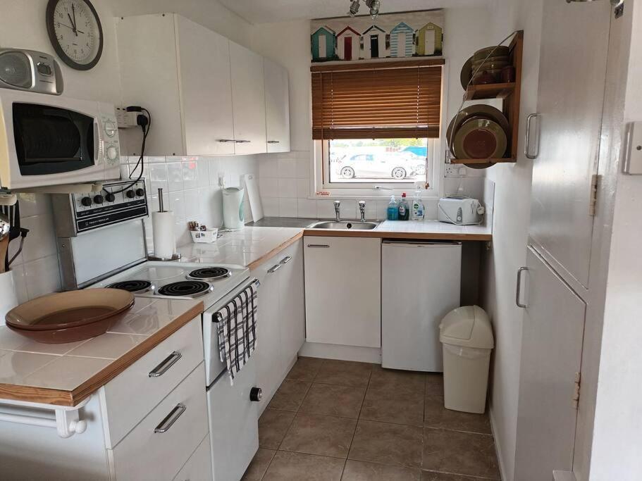 Homely 2 Bed On Popular Sunbeach Holiday Village- 5Min Walk To Beach, Near Great Yarmouth & Norfolk Broads Scratby Екстер'єр фото
