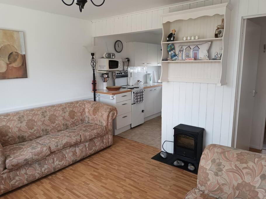 Homely 2 Bed On Popular Sunbeach Holiday Village- 5Min Walk To Beach, Near Great Yarmouth & Norfolk Broads Scratby Екстер'єр фото